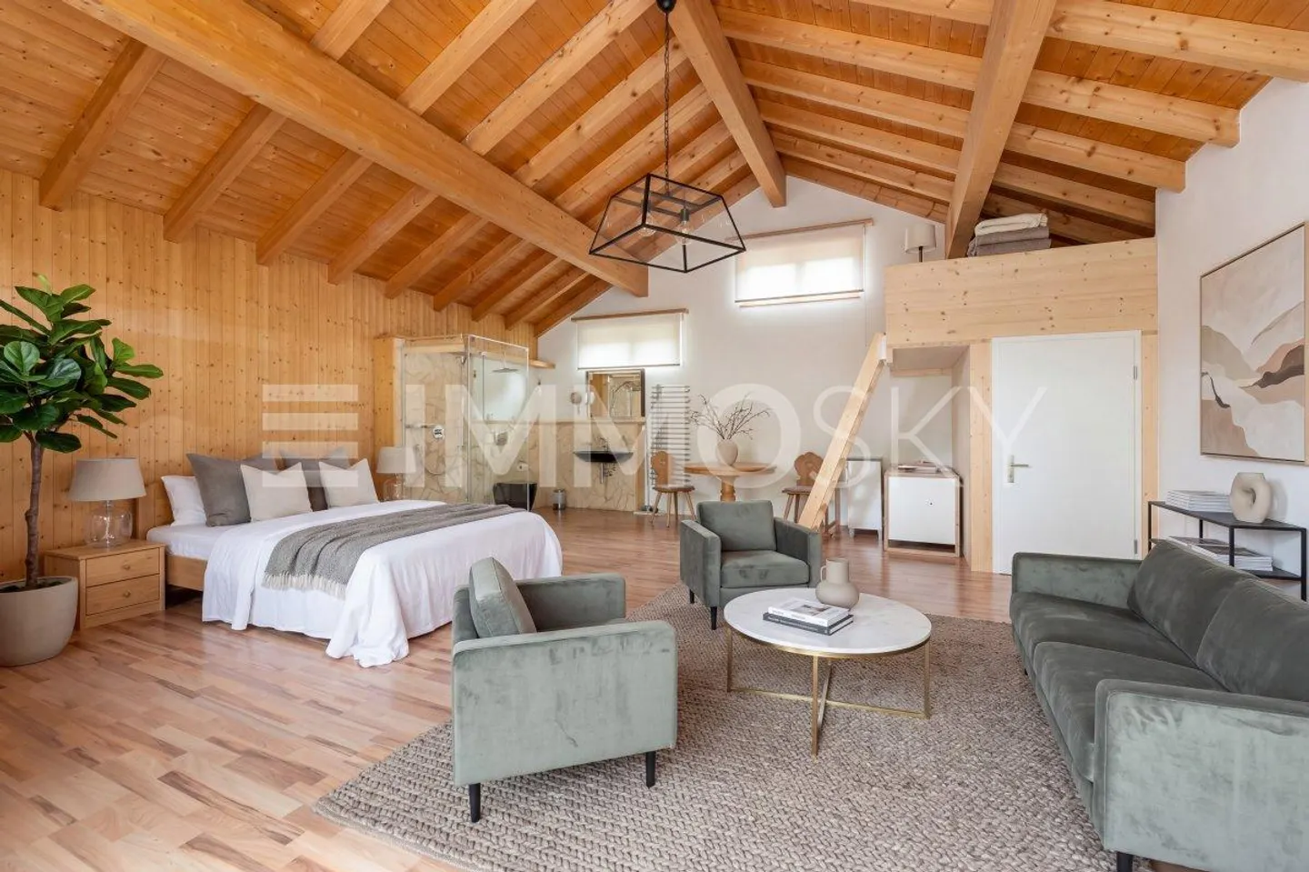 Beaucoup de charme, beaucoup d'espace et un studio généreux avec un accès privé - Photo 2 sur 5