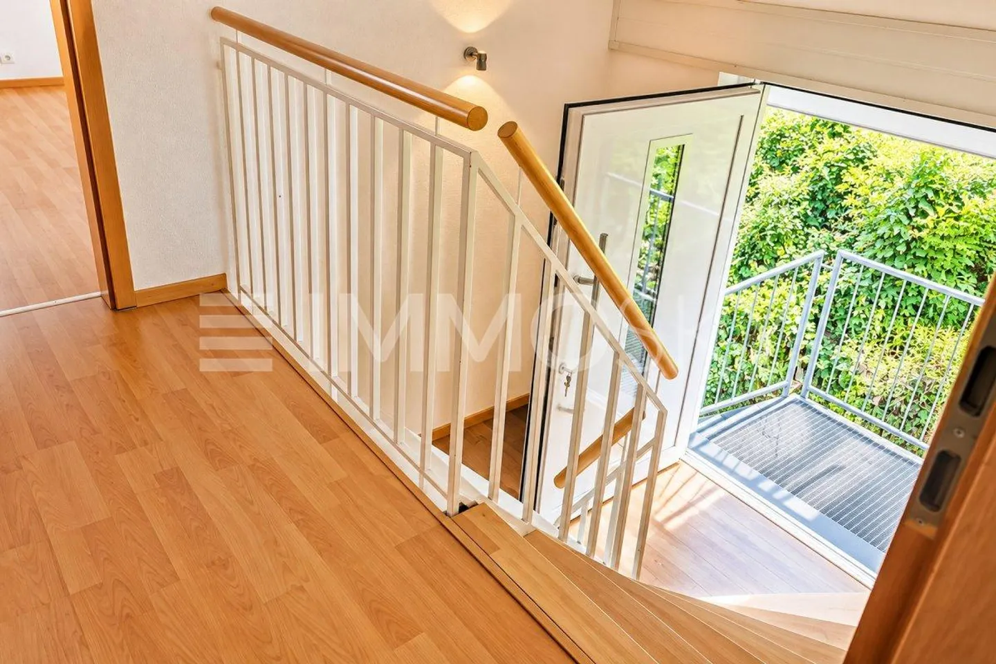 Grosszügige Dachwohnung mit Aussicht - Foto 5 von 5