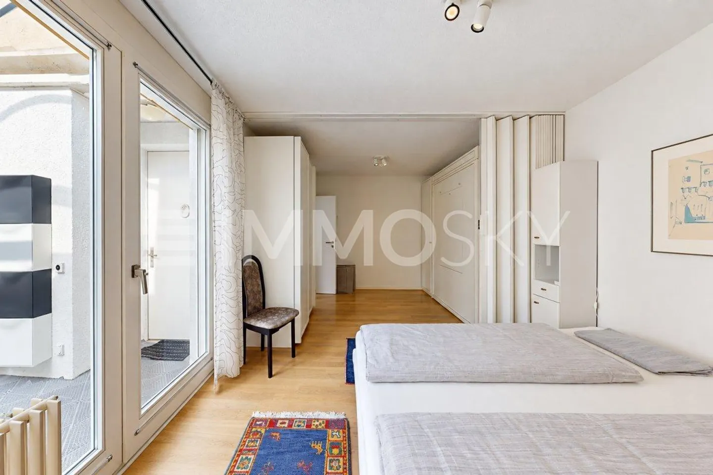 Appartamento soleggiato con terrazzo panoramico - Foto 4 di 5