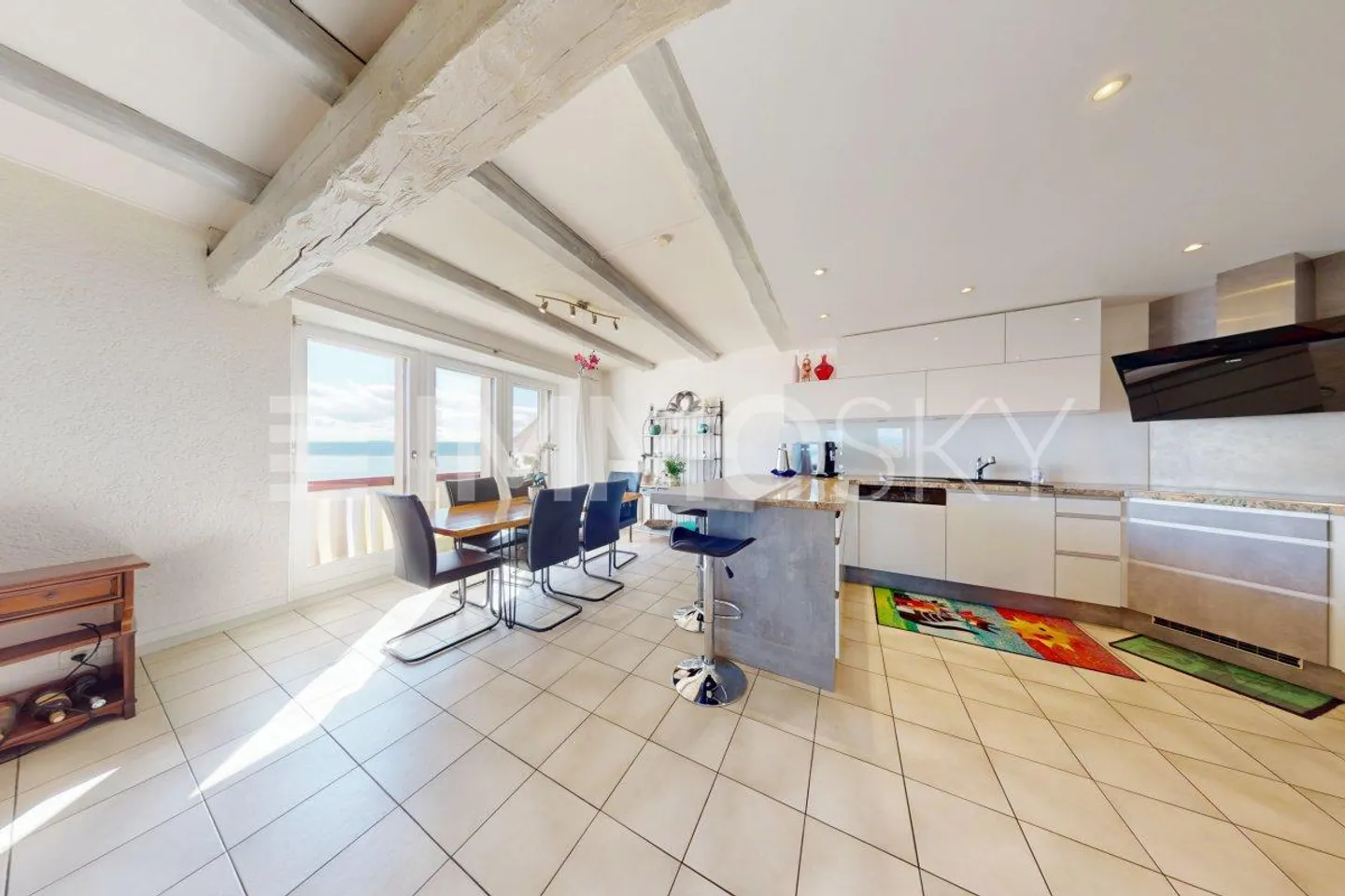 Appartement spacieux avec vue lac - Photo 4 sur 5