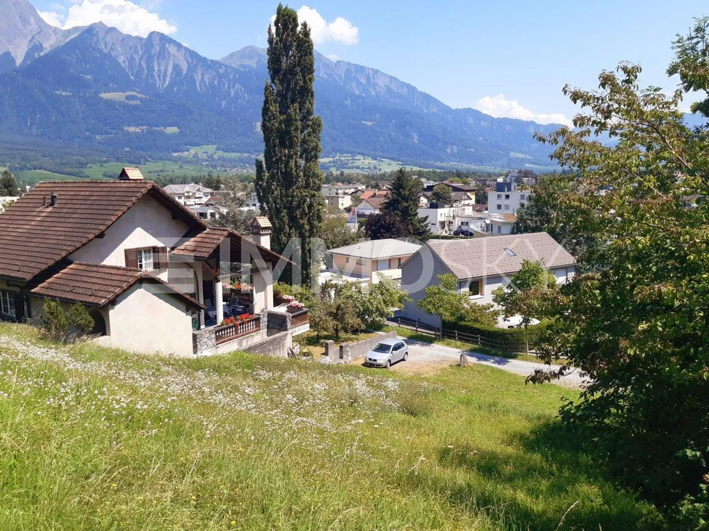 Espace pour les visions - Terrain constructible avec perspective - Photo 5 sur 5