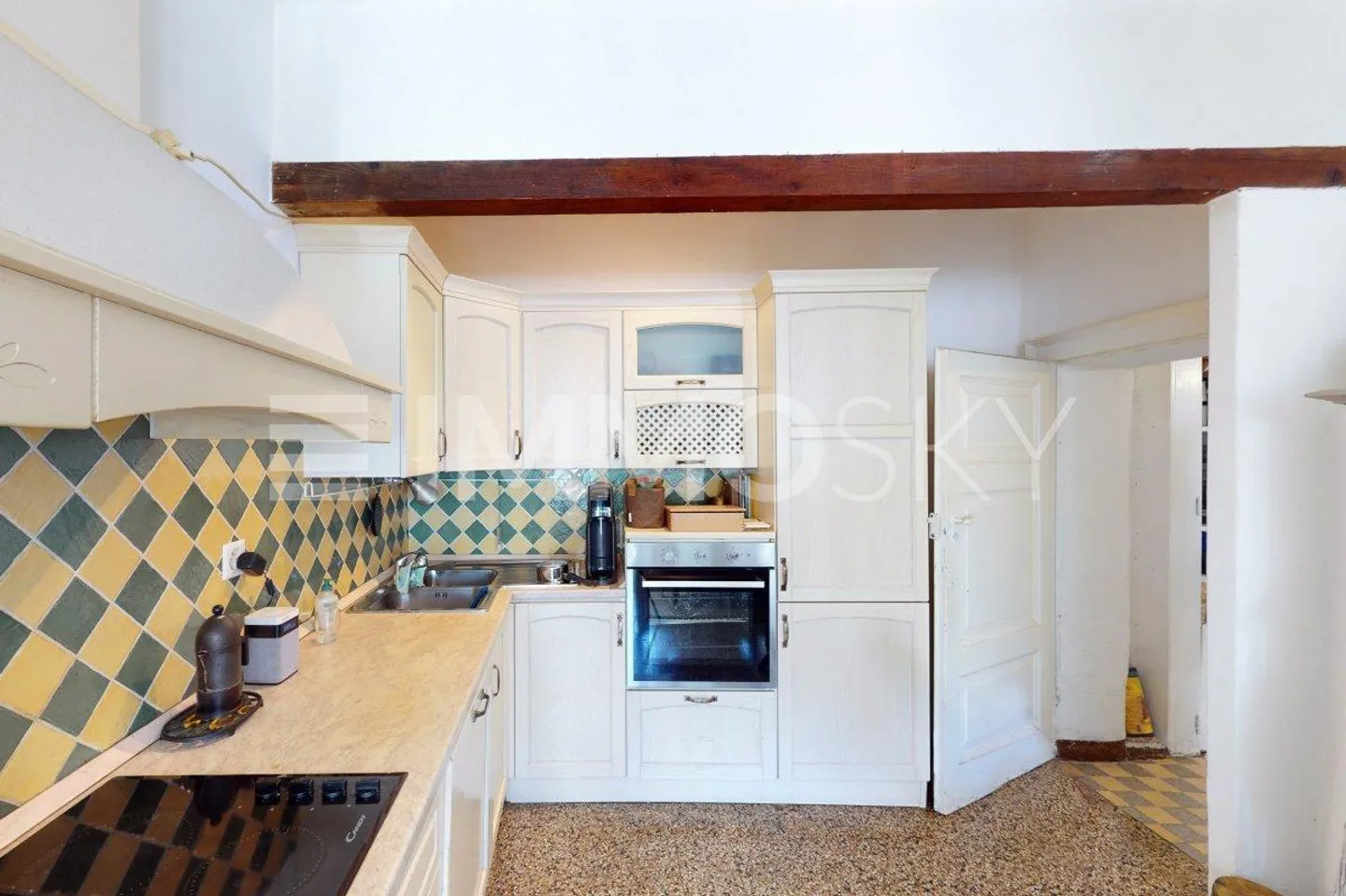 3 appartements avec entrées séparées et cour intérieure - Photo 3 sur 5