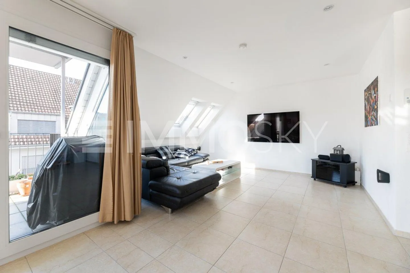 Plenty of space for the whole family - over 200m² of total usable area - Photo 5 of 5