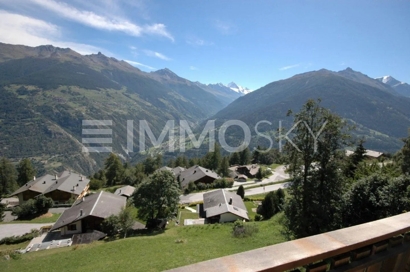 Close to the 4 Valleys ski lift! - Photo 2 of 5