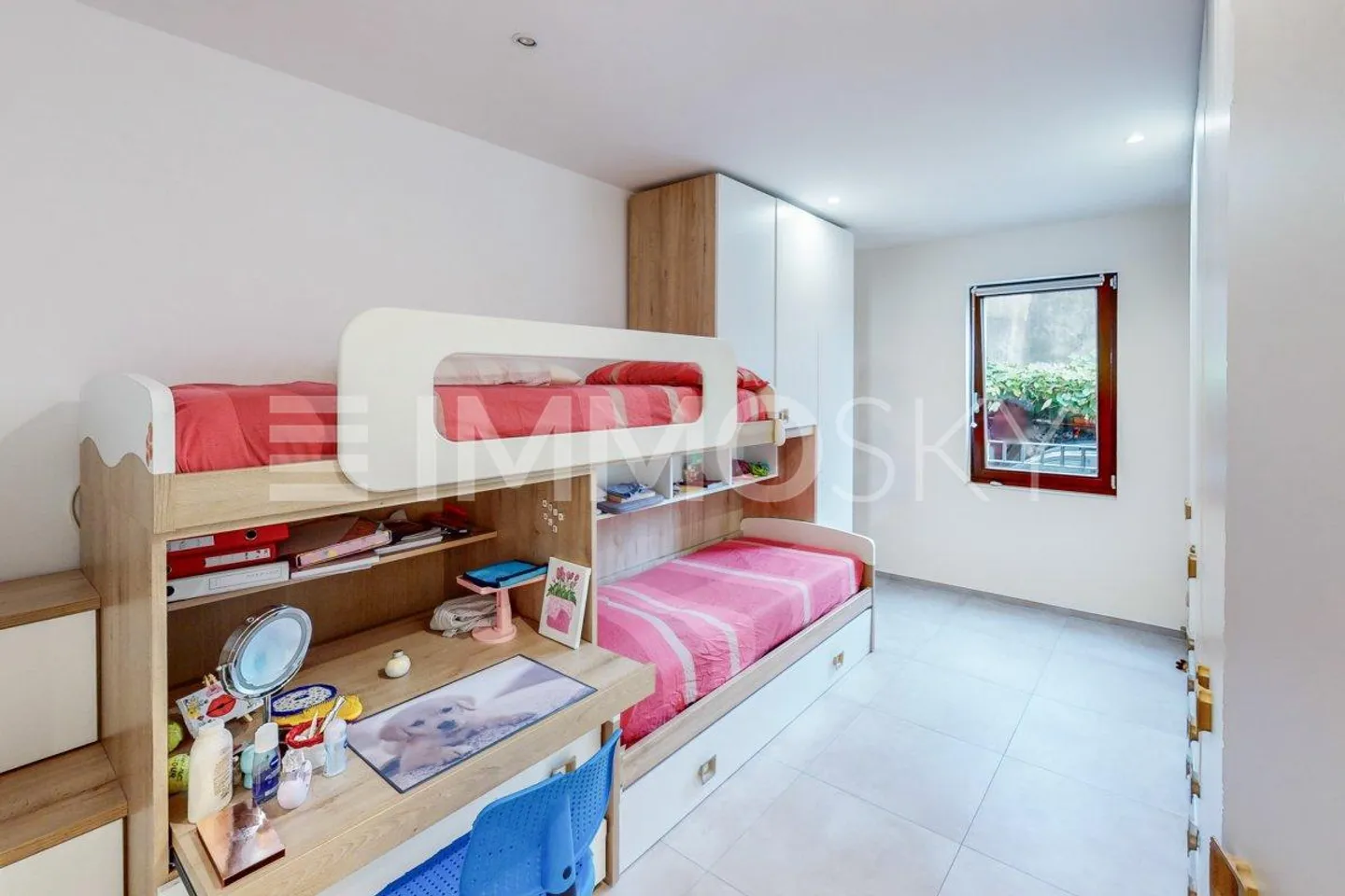 New price: Authenticity and comfort in the heart of the nucleus - Photo 3 of 5