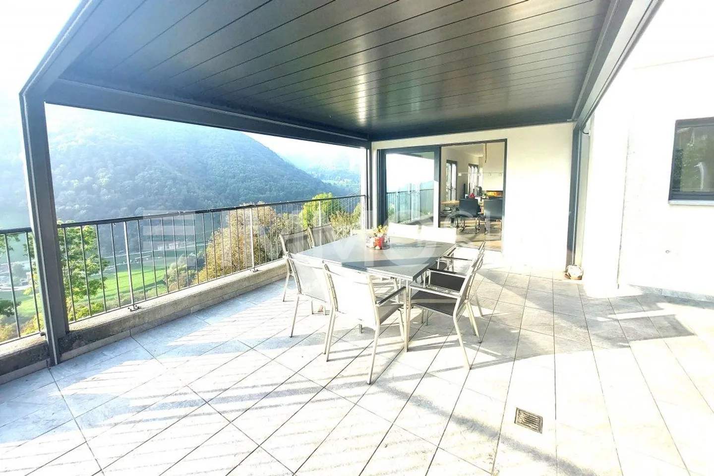  La tua casa nel verde: unifamiliare con terreno edificabile esclusivo - Foto 3 di 4