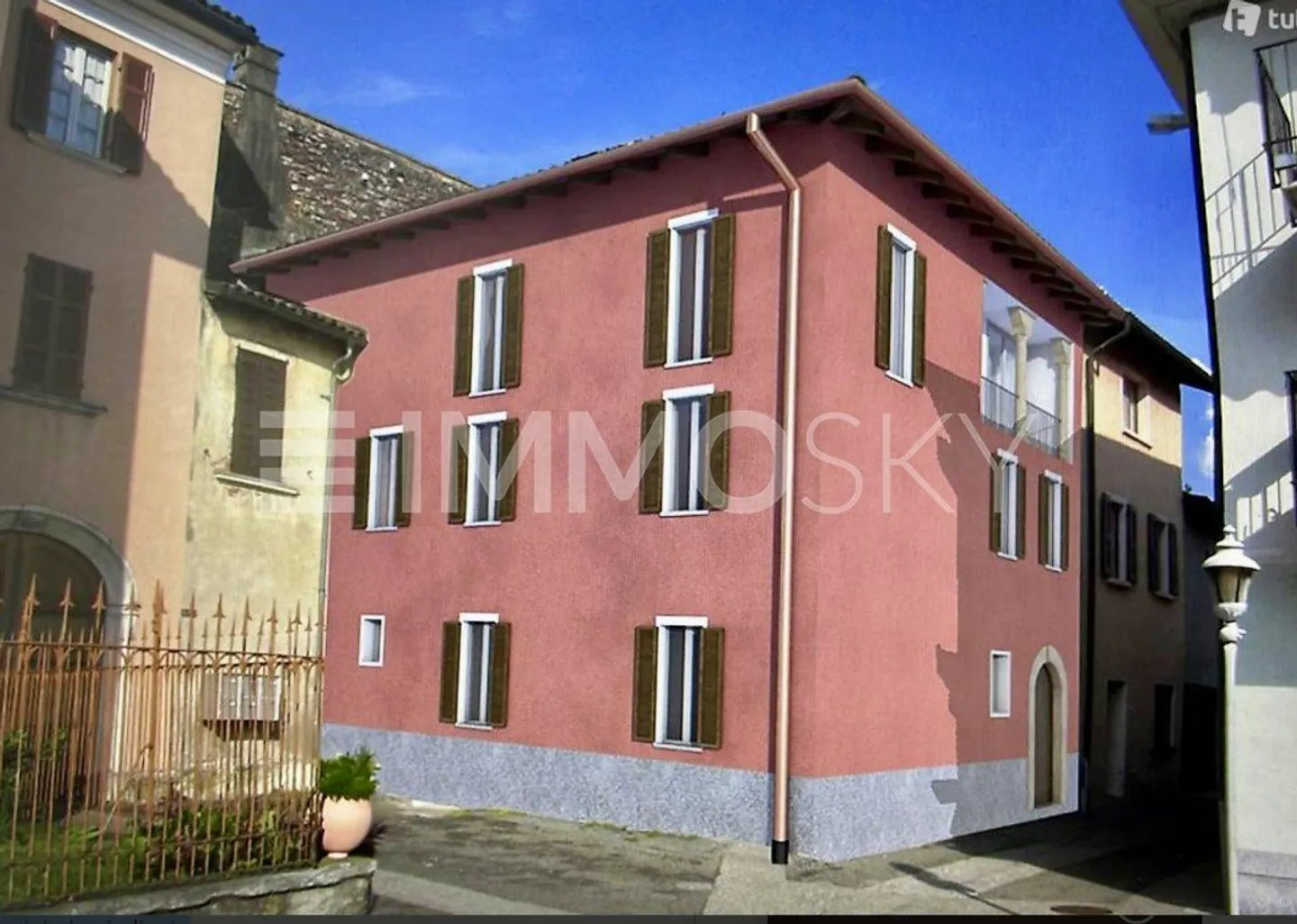 Un petit immeuble à mettre en location - Photo 1 sur 5