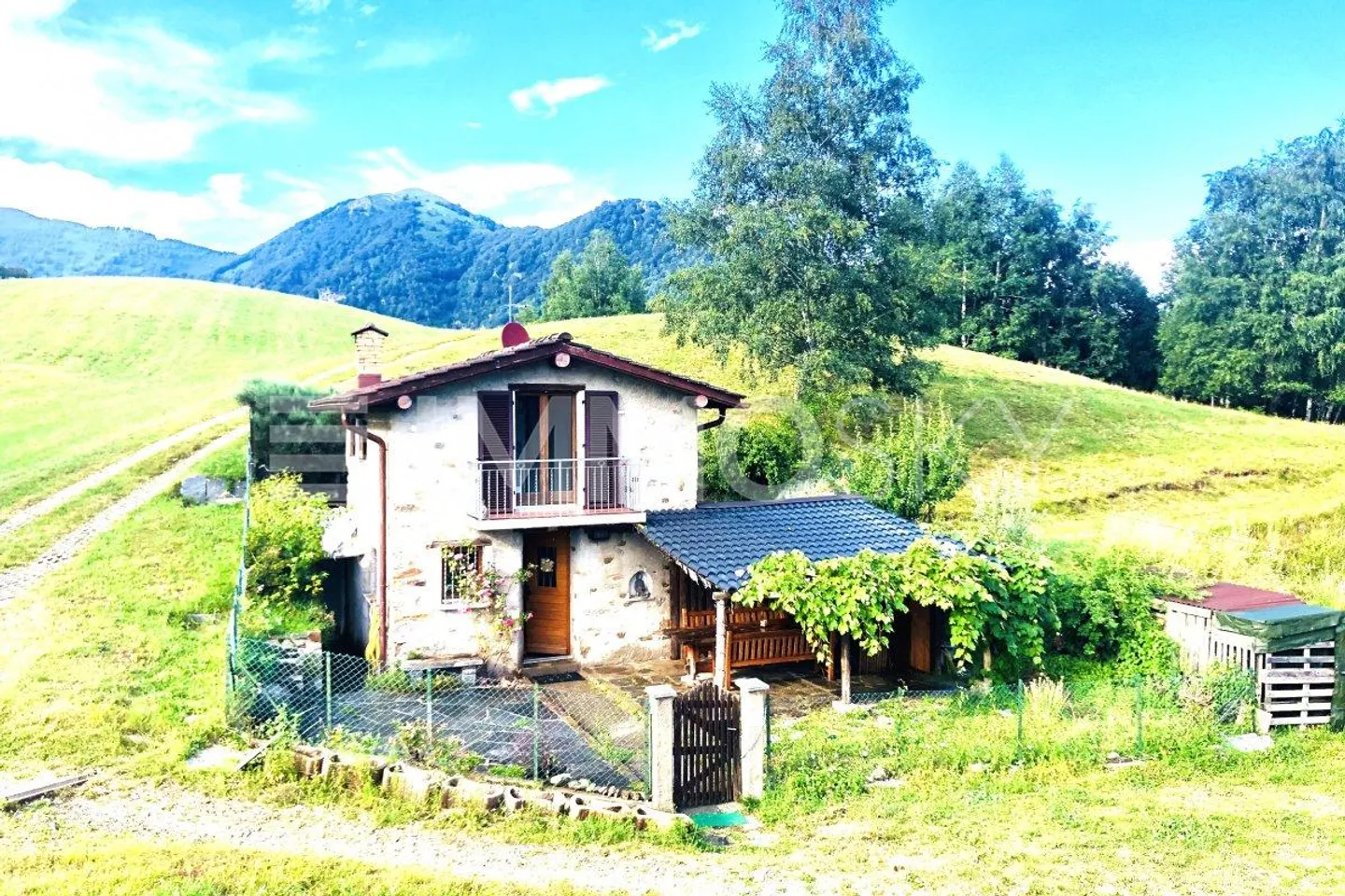 Live the dream: a hidden gem in nature... - Photo 2 of 5