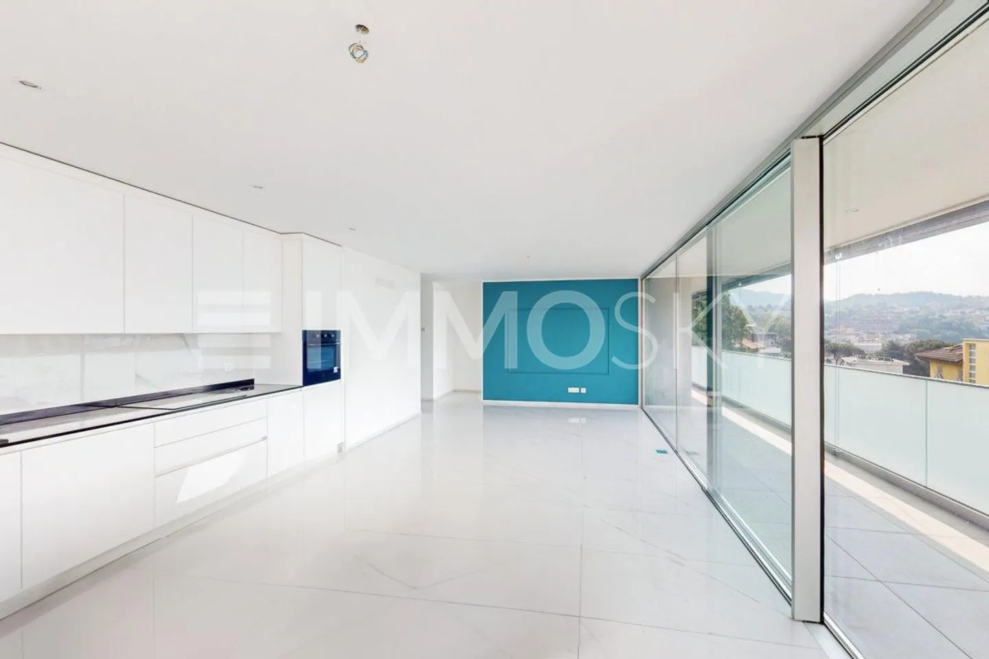 Appartement quatre pièces au deuxième étage dans un immeuble neuf - Photo 2 sur 4