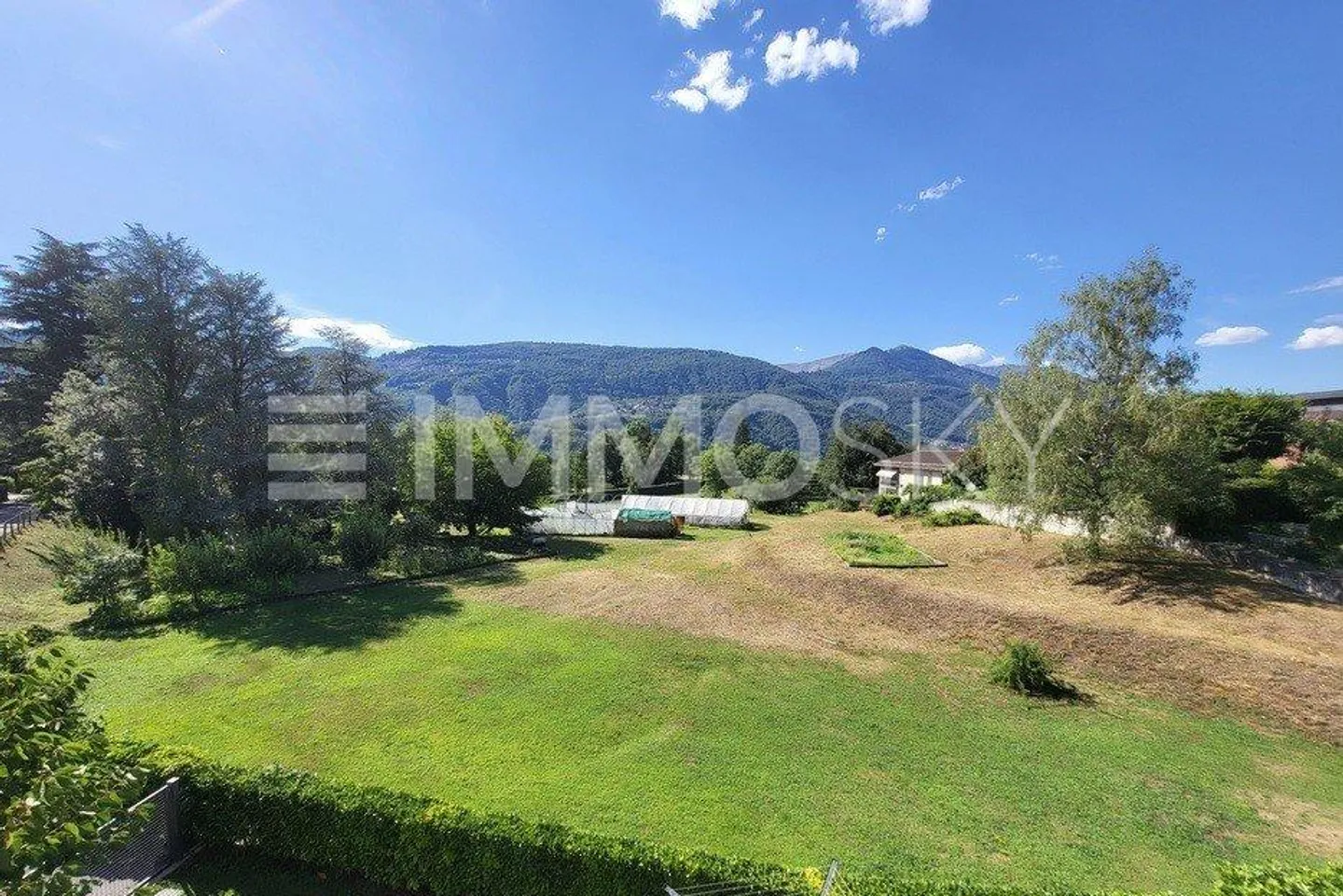 Attico moderno con vista mozzafiato - Foto 1 di 5