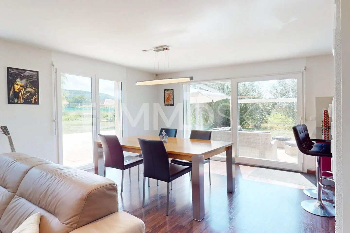 Villa moderna con vista libera - Foto 2 di 5