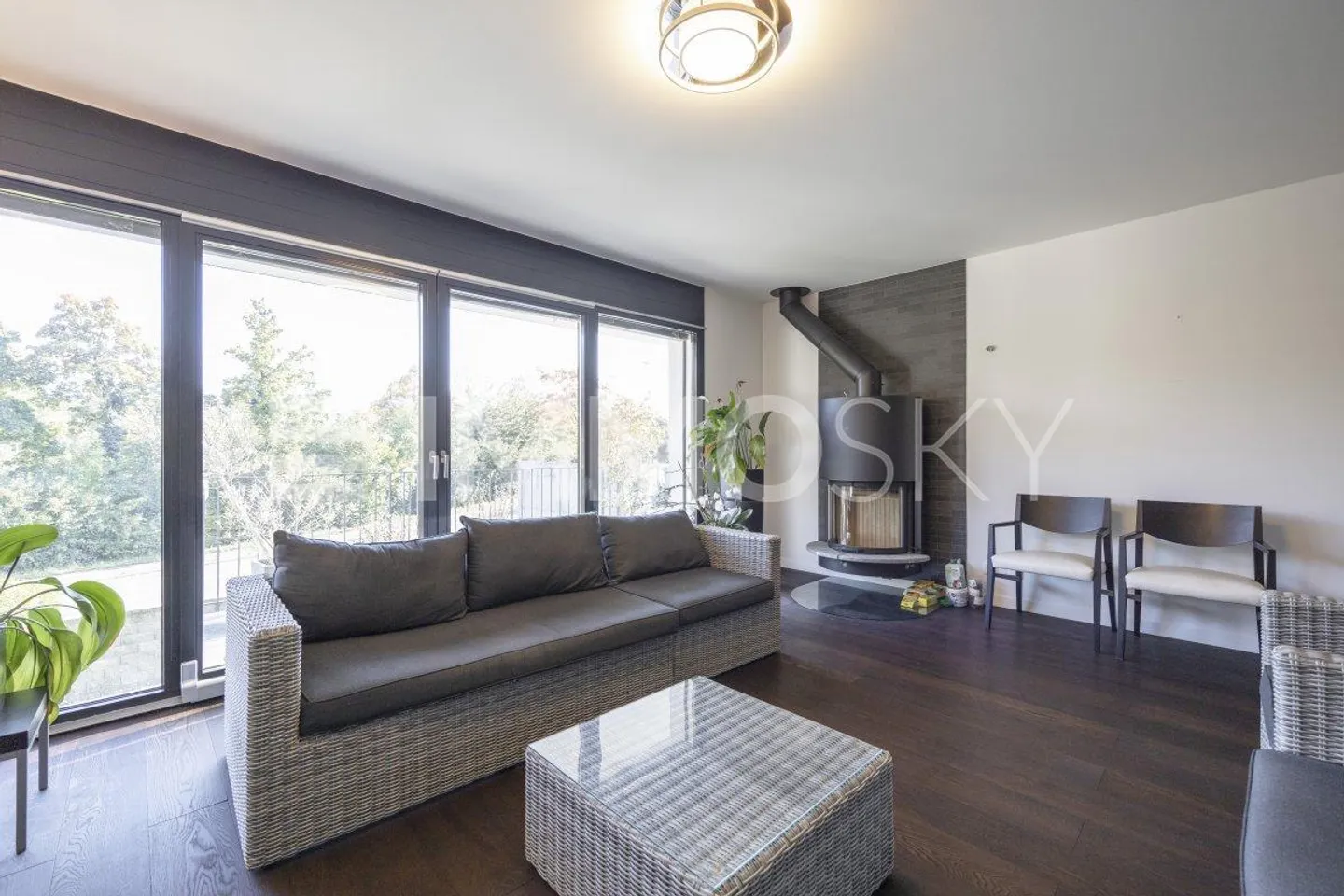 Magnifica villa a schiera angolare situata a Pully - Foto 3 di 5