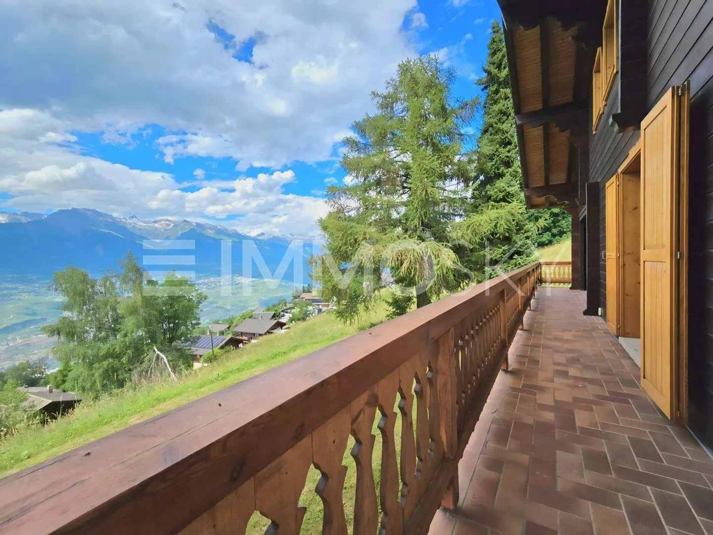 Le chalet idéal pour une vie paisible et heureuse - Photo 2 sur 5
