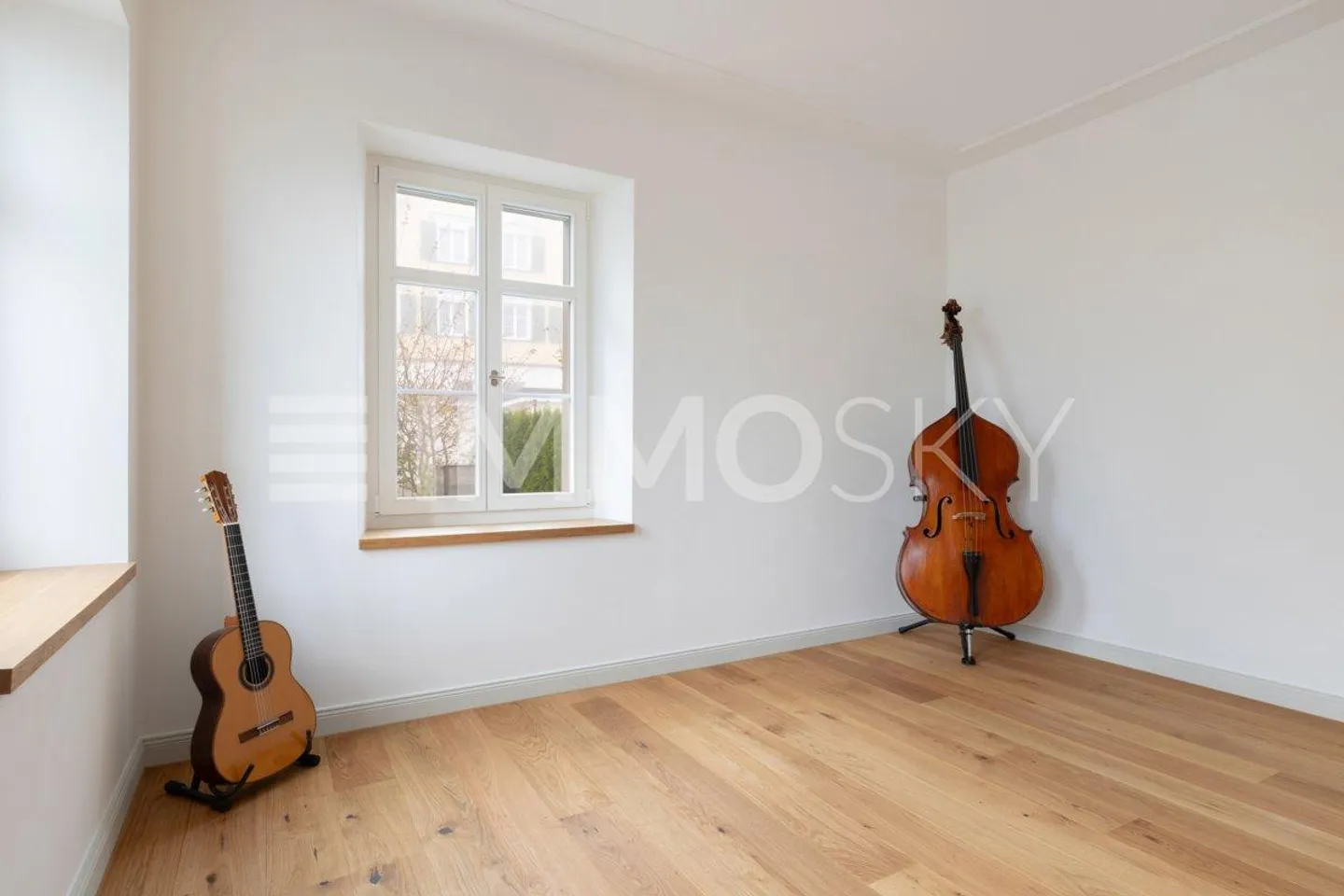Proprietà Unica - Ristrutturata con Stile e Flair Particolare - Foto 4 di 5
