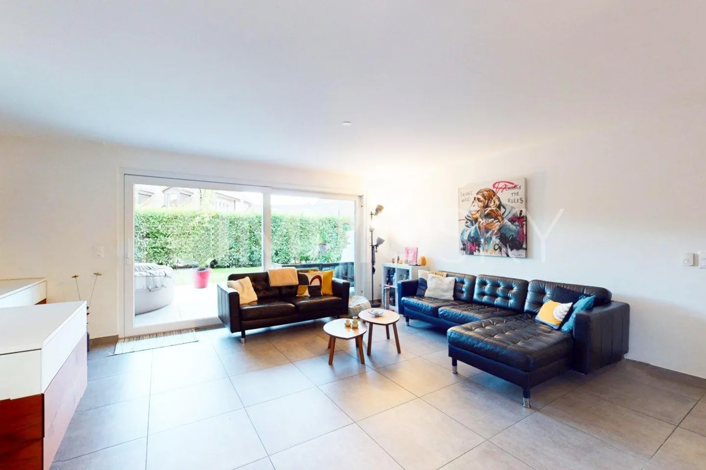 Appartement de 4.5 pièces en rez-de-chaussée - Photo 3 sur 5