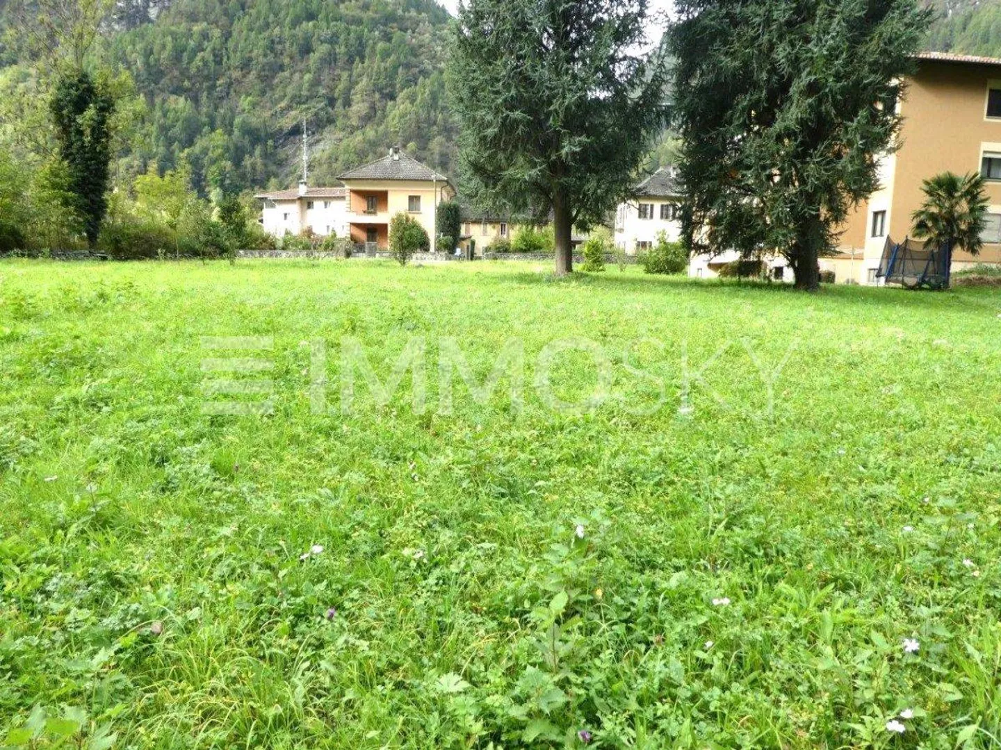 Un terrain de rêve pour la maison dont vous avez toujours rêvé ! - Photo 2 sur 4