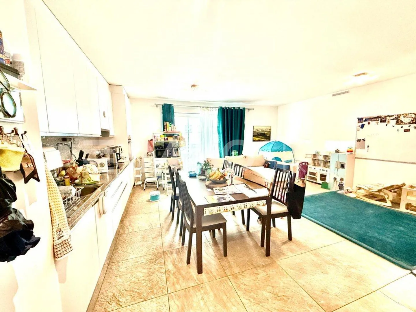 Apartment near amenities - Photo 1 of 5