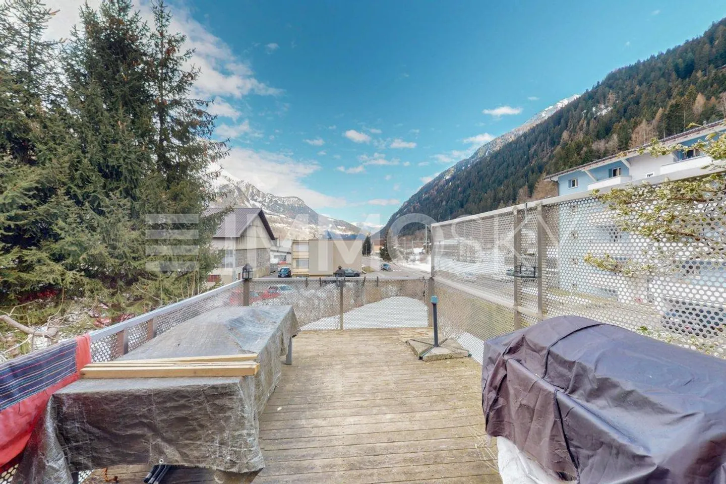 Maison bifamiliale, duplex avec terrasse et appartement avec véranda - Photo 4 sur 5