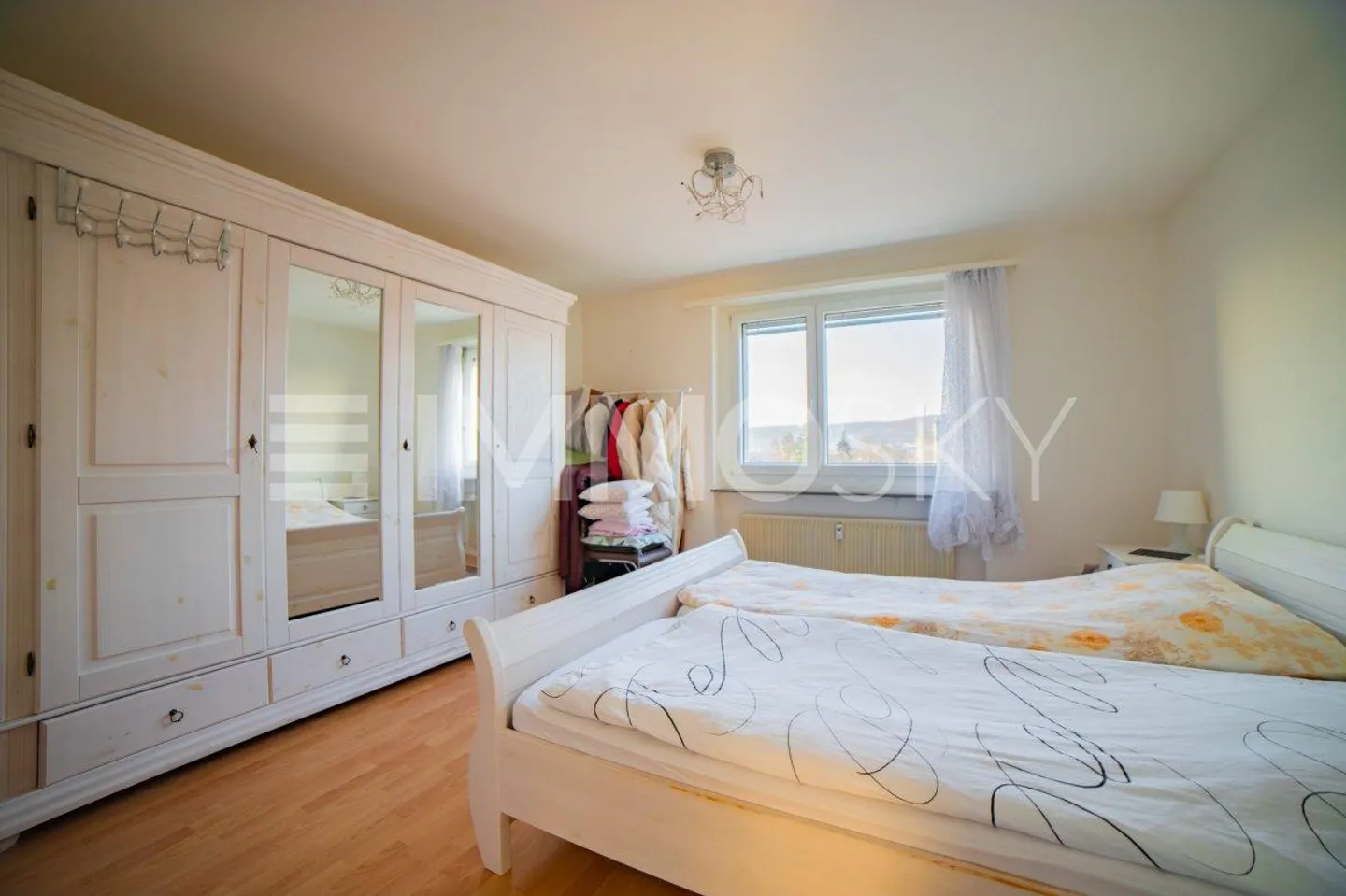 Eleganza centrale: Appartamento moderno con ottimi collegamenti - Foto 4 di 5