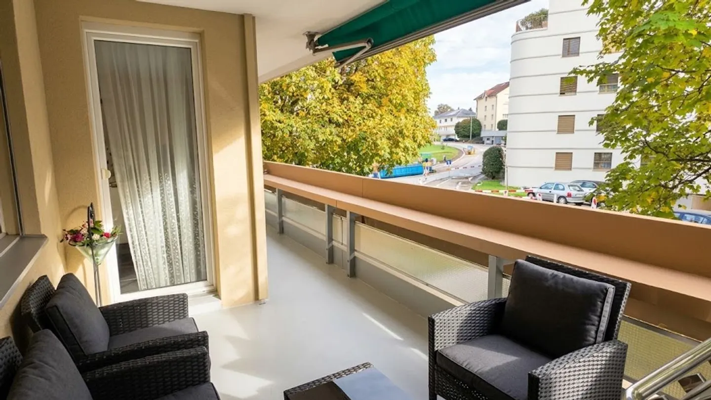 Appartement calme et confortable de 4,5 pièces avec balcon spacieux - Photo 12 sur 13