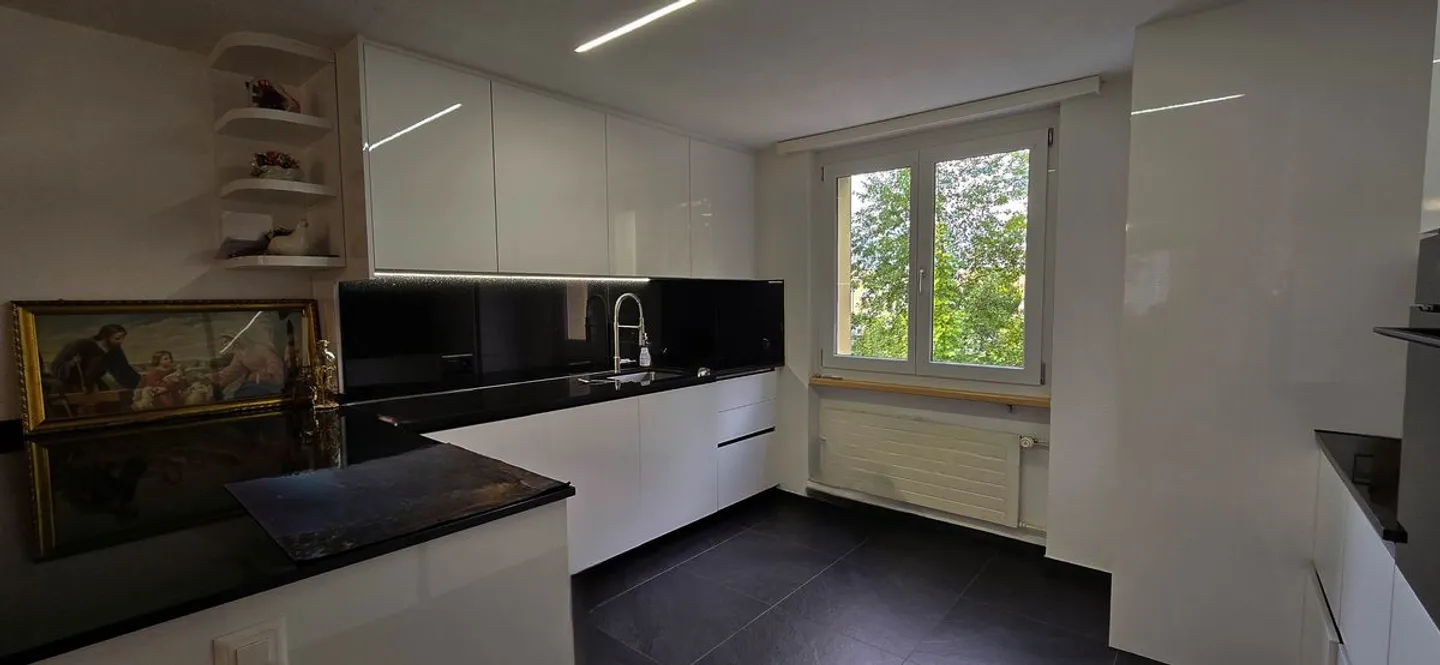 Quiet and cozy 4.5-room apartment with spacious balcony - Photo 7 of 13