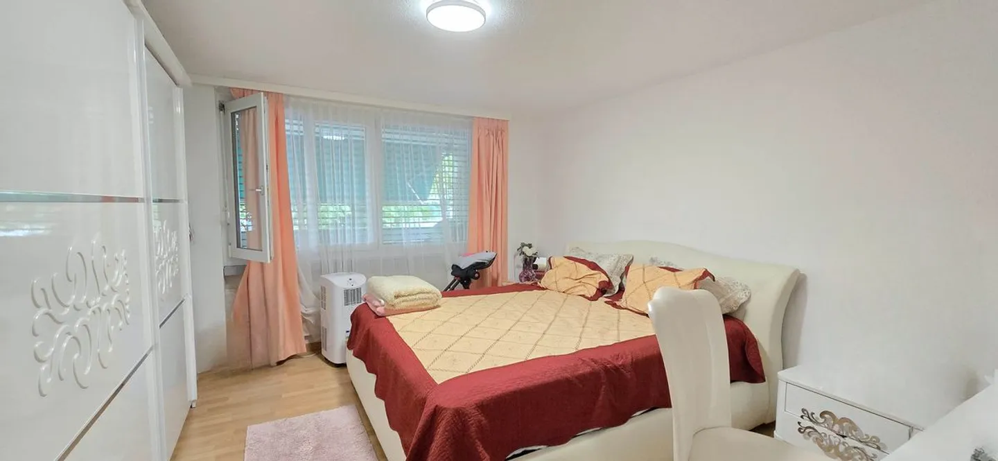 Quiet and cozy 4.5-room apartment with spacious balcony - Photo 8 of 13