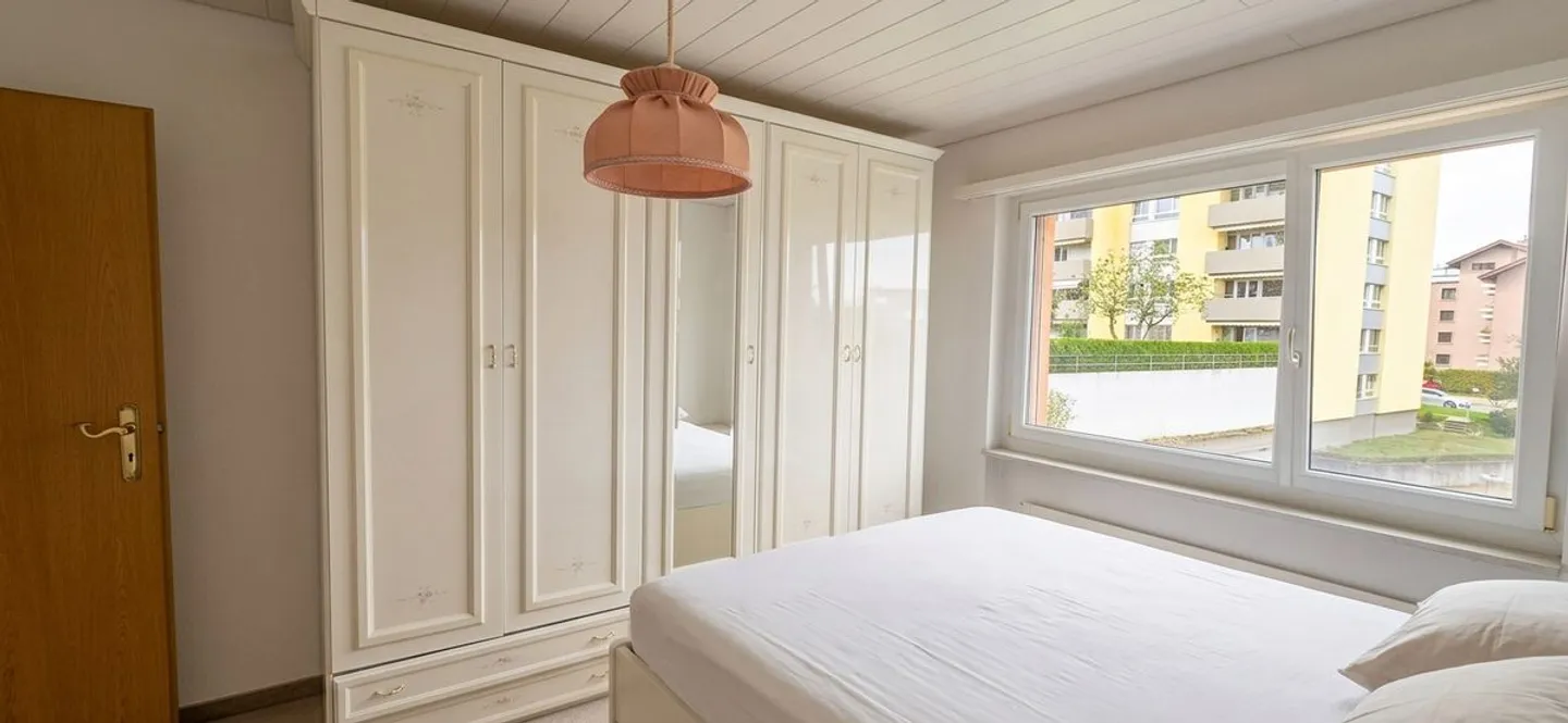 Appartement confortable de 3,5 pièces dans un bon emplacement - Photo 8 sur 13