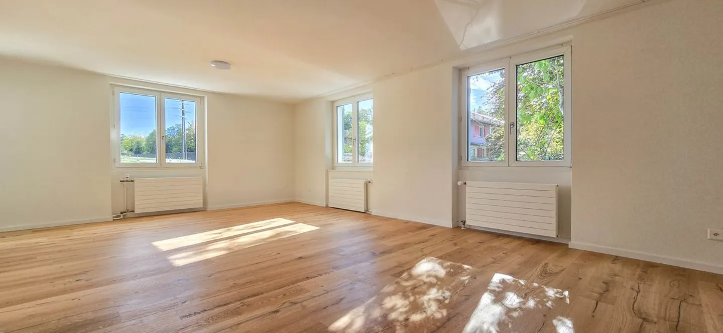 Renoviertes Einfamilienhaus mit Garten - Foto 6 von 13