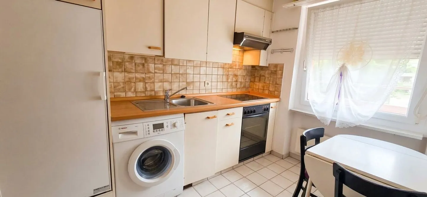Appartement confortable de 3,5 pièces dans un bon emplacement - Photo 5 sur 13