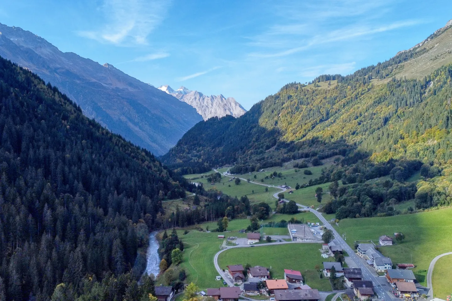 Unique Airbnb / Hotel in Picturesque Mountain Landscape - Photo 3 of 13
