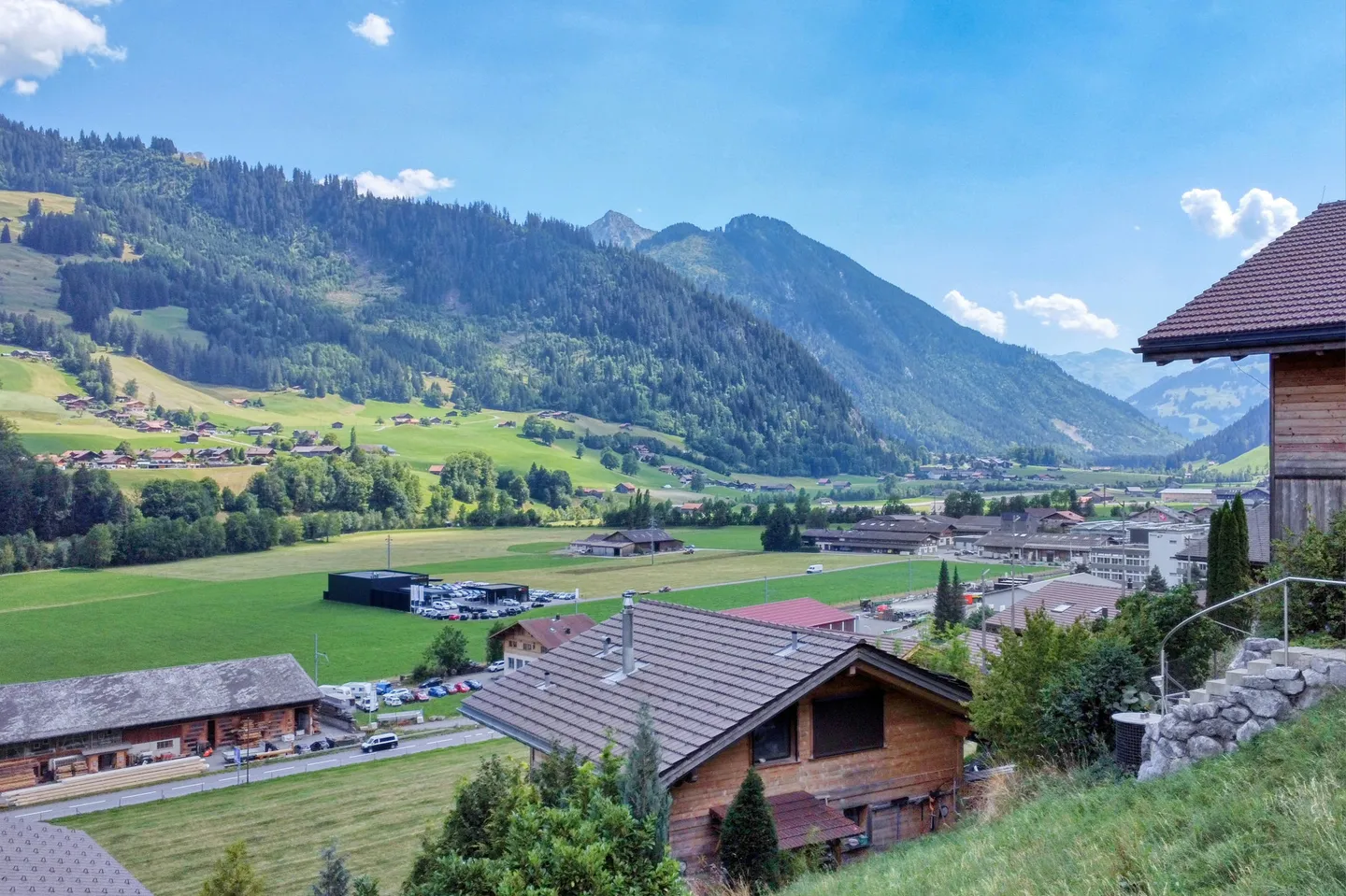 Neues Familienhaus mit Aussicht - Foto 11 von 13