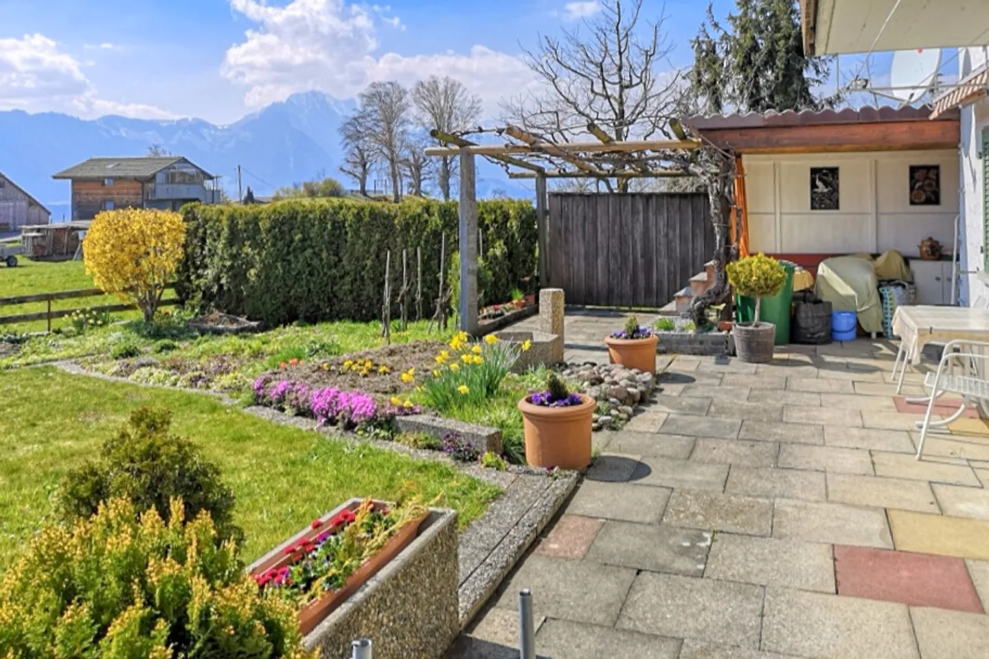 Appartamento 2 locali con vista sulle montagne e grande spazio esterno - Foto 5 di 7
