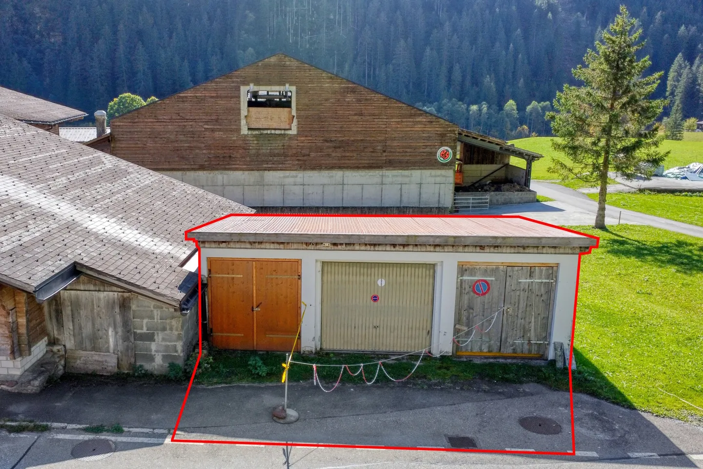 Unique Airbnb / Hotel in Picturesque Mountain Landscape - Photo 6 of 13