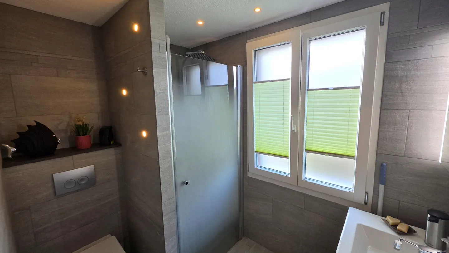 Charmantes Einfamilienhaus mit Pool - Foto 10 von 13