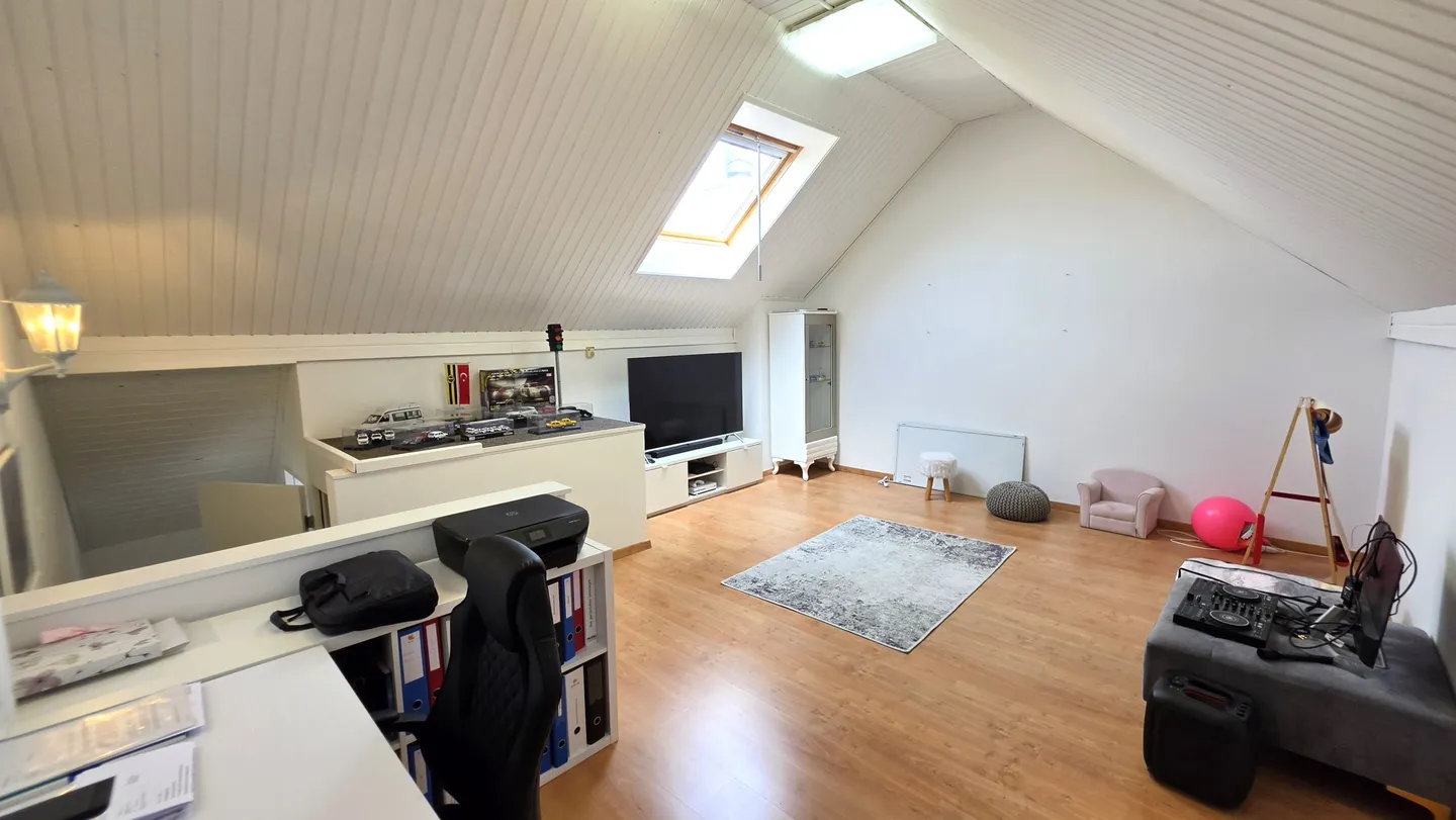 7.5-Zimmer-Doppeleinfamilienhaus mit Garten in Diegten kaufen - Photo 10 sur 13