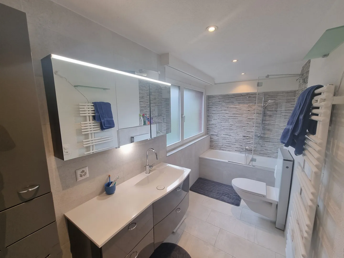 Maison individuelle de 6,5 pièces avec grand jardin à Lupsingen - Photo 9 sur 13
