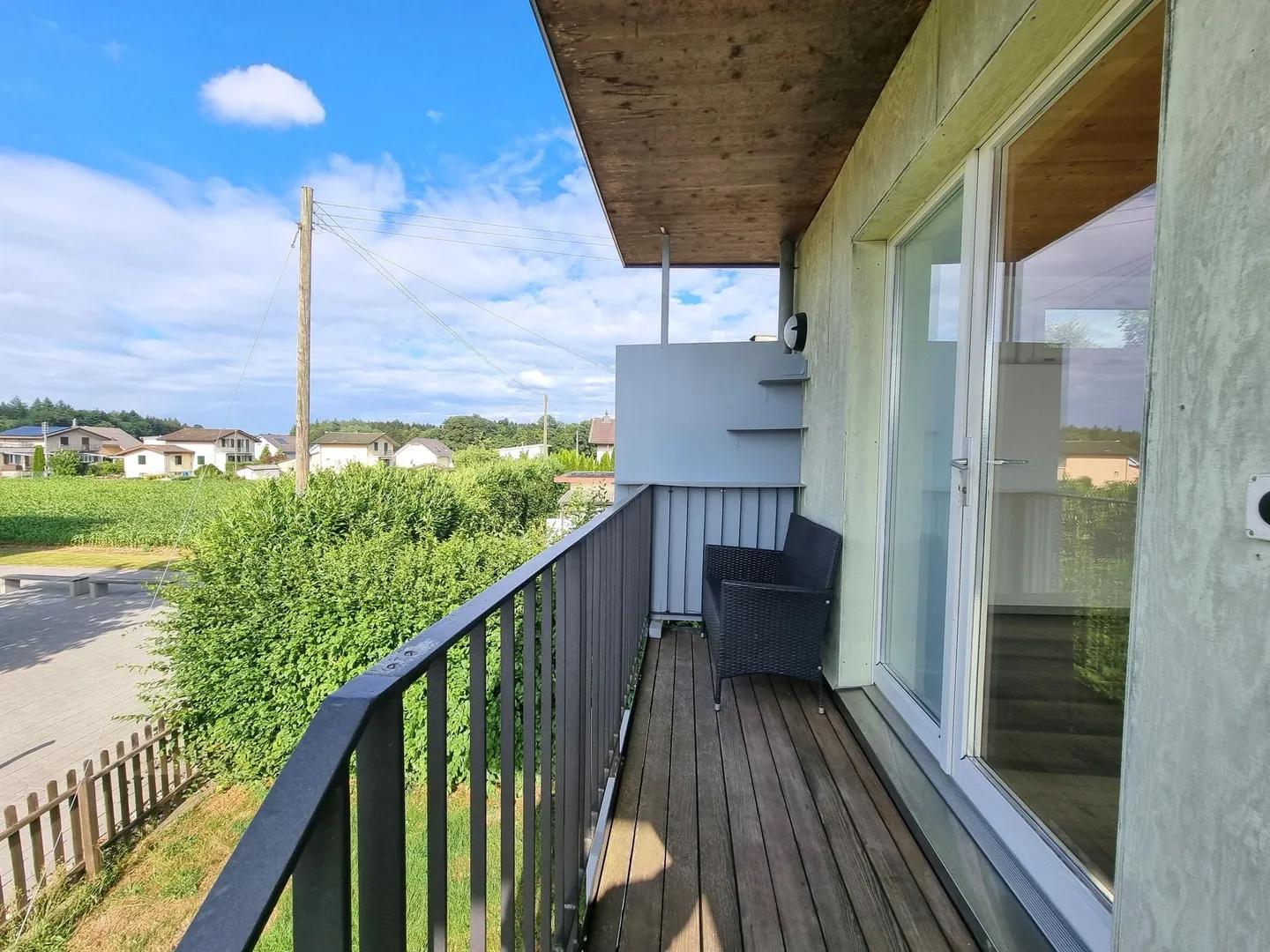 Helles Studio mit Balkon in Wolfwil - Foto 7 von 8