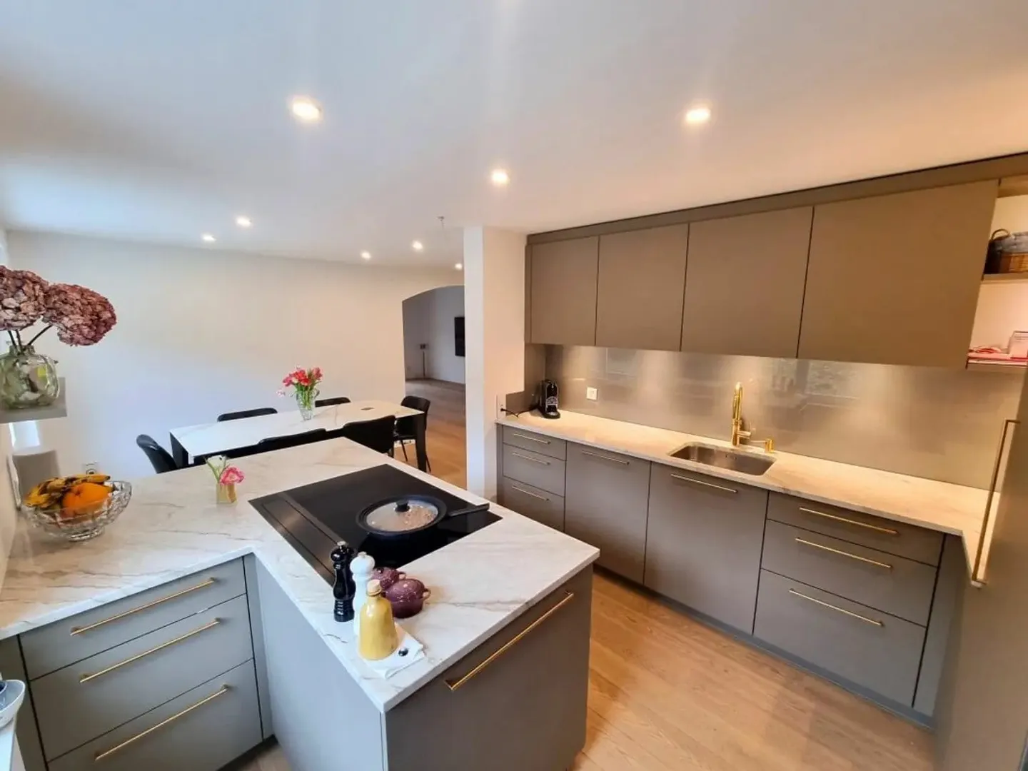 Maison individuelle de 5,5 pièces, rénovée, grand jardin - Acheter Niederdorf - Photo 6 sur 13