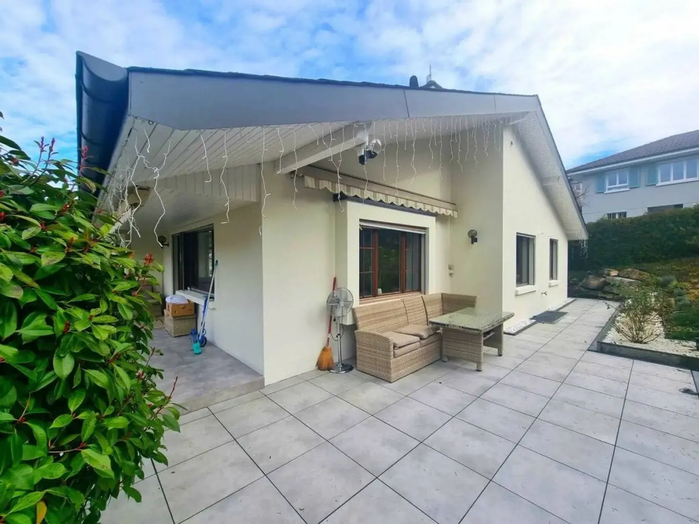 5.5-Zimmer-Villa, frisch renoviert, grosser Garten - Niederdorf kaufen - Photo 1 sur 13