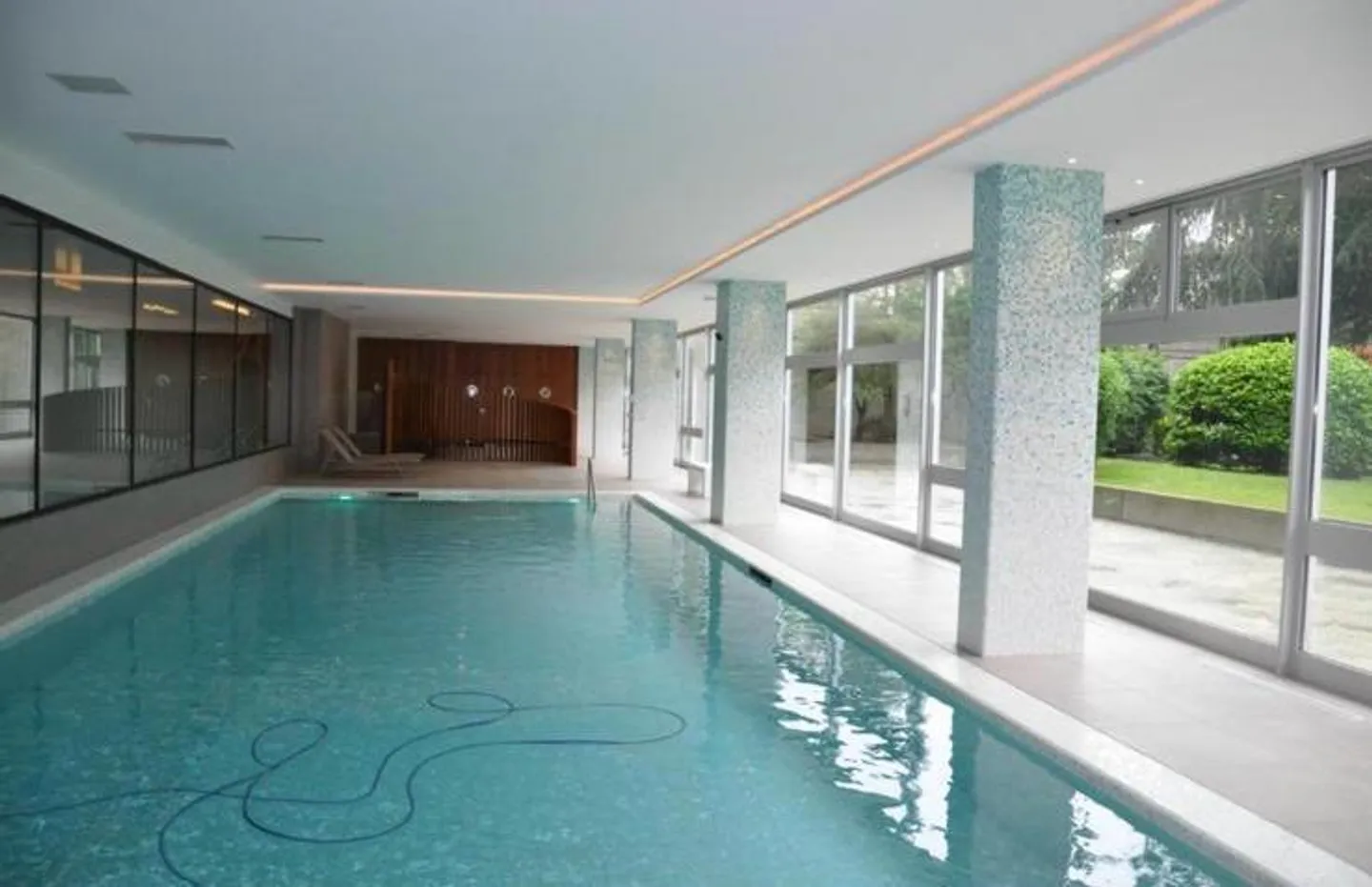 Magnificent 1.5 room apartment with balcony and private pool - Geneva, Champel - Photo 1 of 11