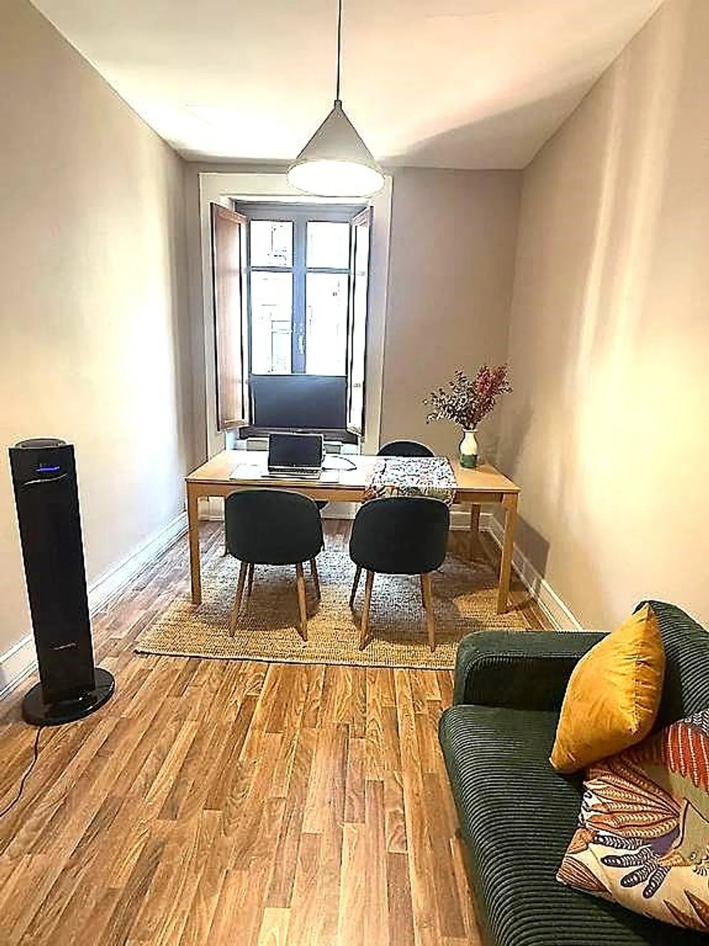 Eaux-Vives District: Spacious 4 Rooms | 70 m2 Close to Amenities and Transport - Photo 8 of 13