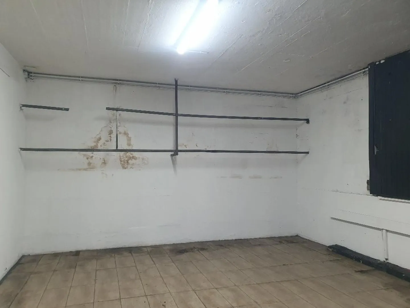 Hall per Garage o Carrozzeria - Deposito | Sion | Zona Industriale - Foto 2 di 3