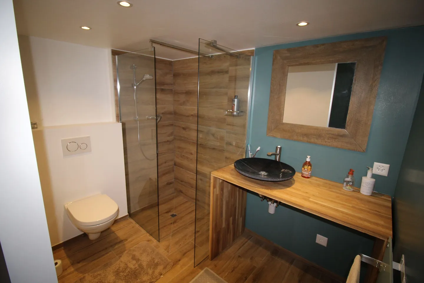 Renovated studio for rent in Hauts de Villeneuve - Photo 6 of 8