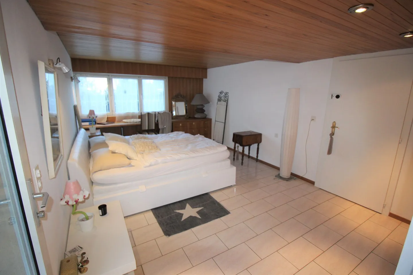 Renovated studio for rent in Hauts de Villeneuve - Photo 3 of 8