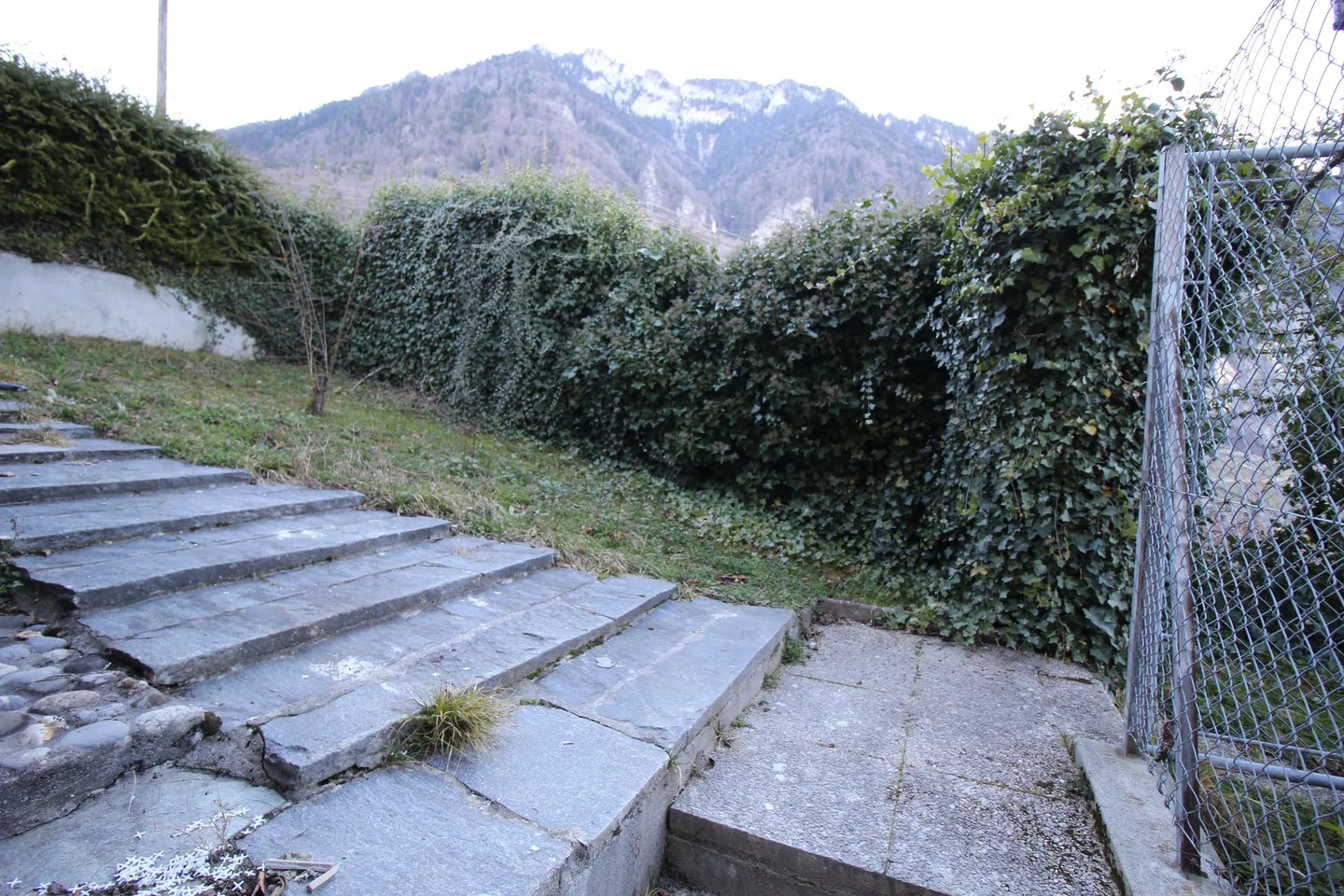 Renovated studio for rent in Hauts de Villeneuve - Photo 8 of 8