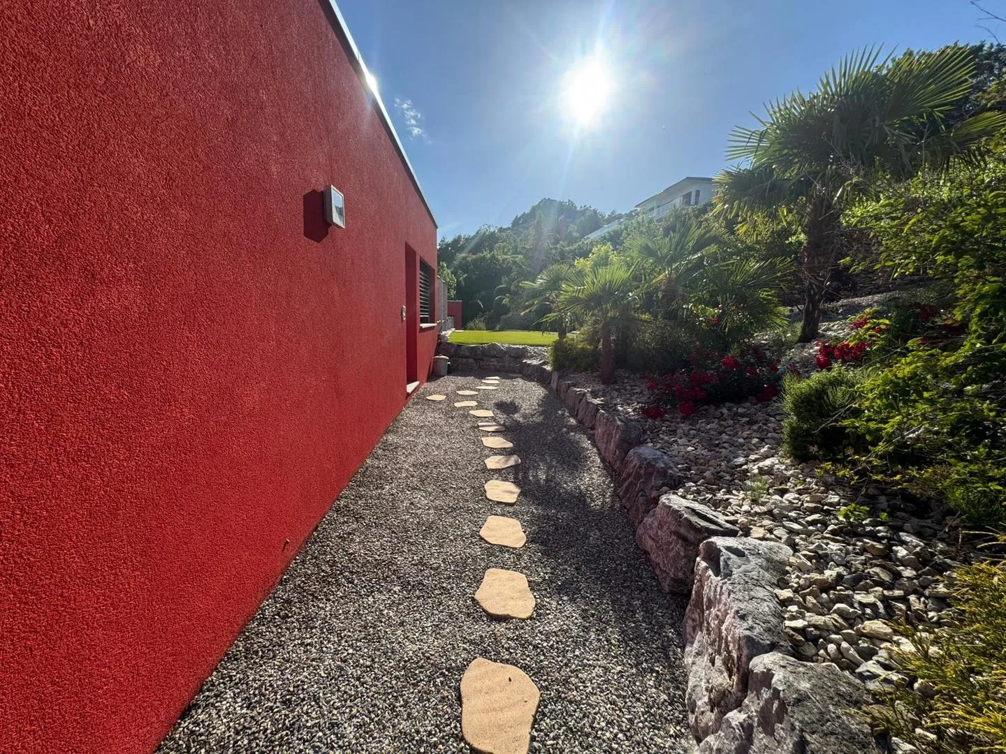 Grimisuat 5.5 locali | Attico contemporaneo con servizi di villa, vista panoramica dominante e accesso privato tramite ascensore - Foto 13 di 13