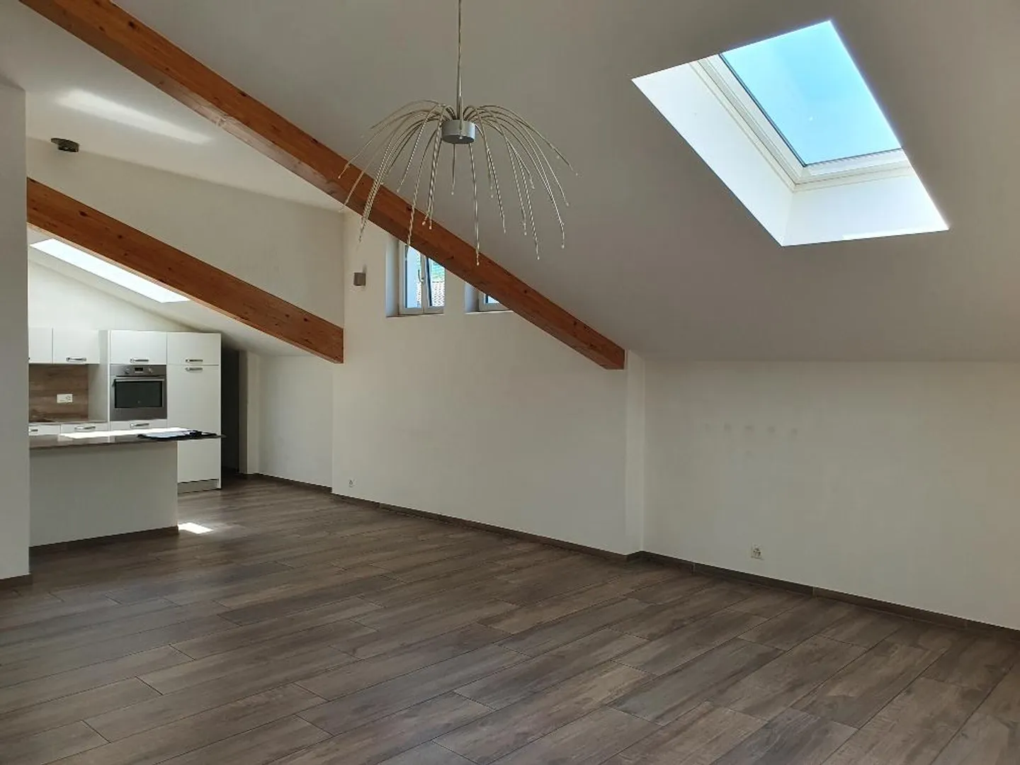 Attic 3.5 rooms to seize! - Photo 8 of 13