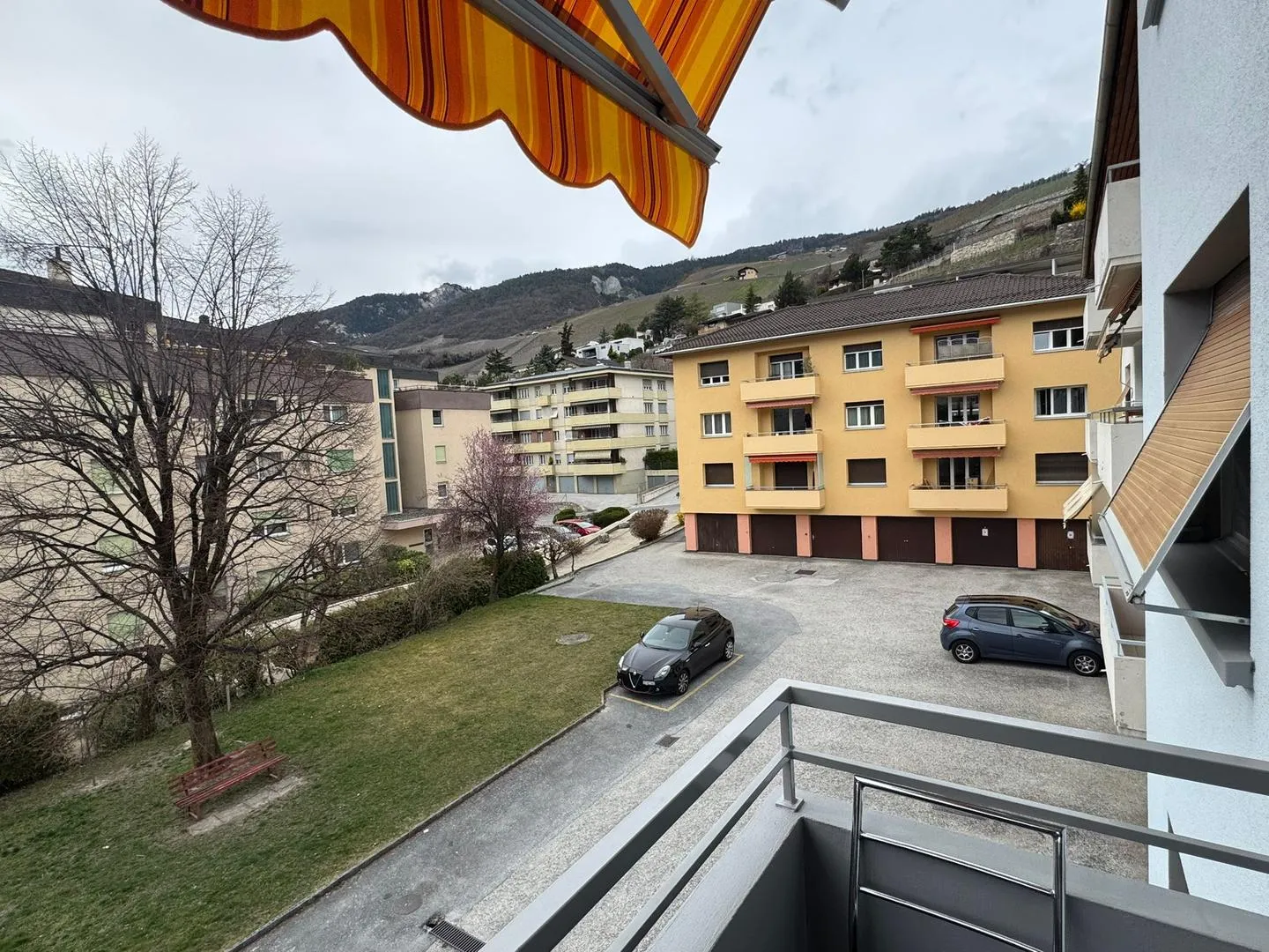 4.5-room apartment 100 m2 - Photo 2 of 13