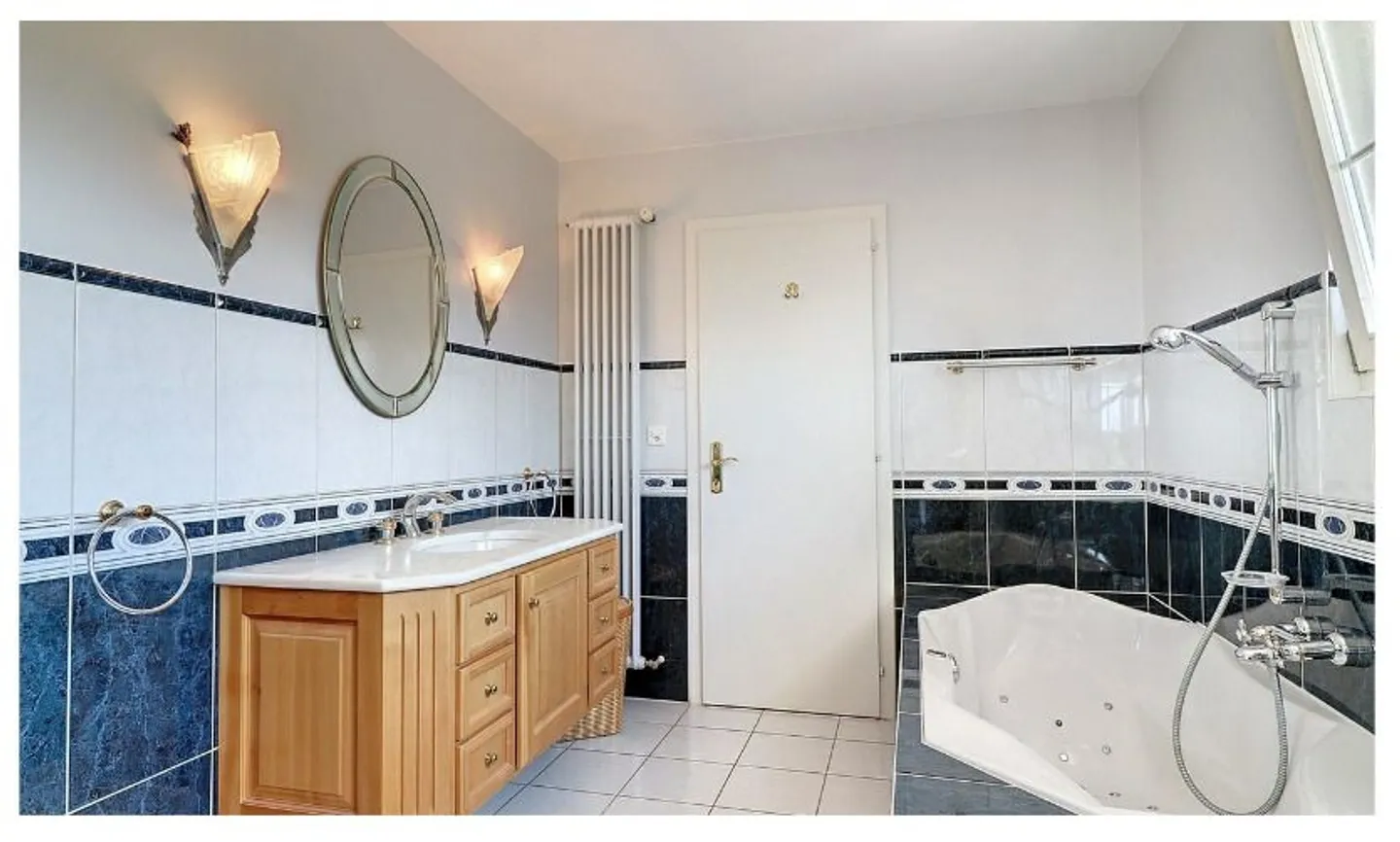 Magnifique Villa sur 1700 m2 à Villeneuve | 6.5 pièces - Foto 13 di 13