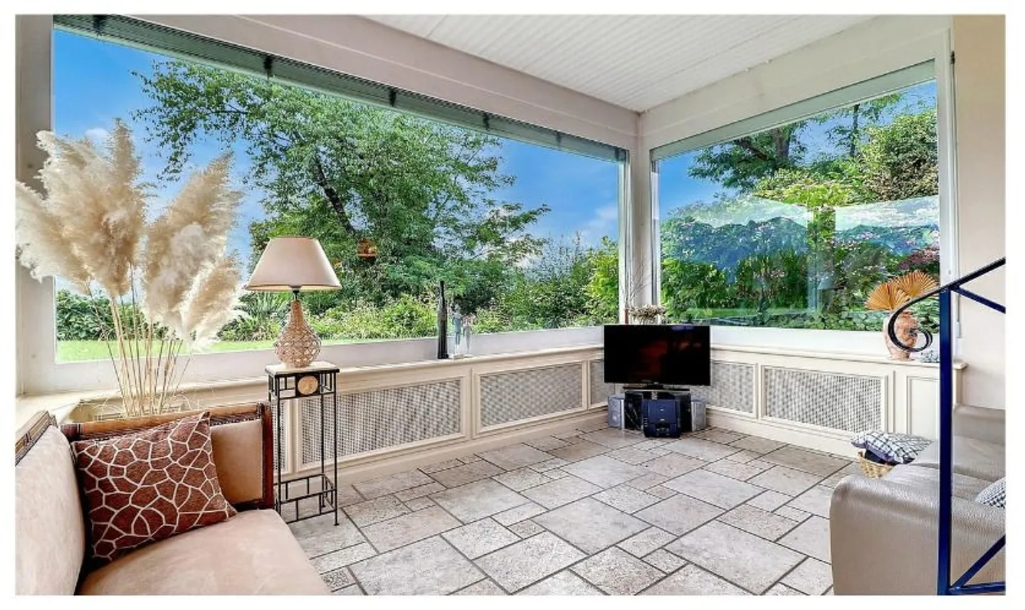 Magnifique Villa sur 1700 m2 à Villeneuve | 6.5 pièces - Foto 4 di 13